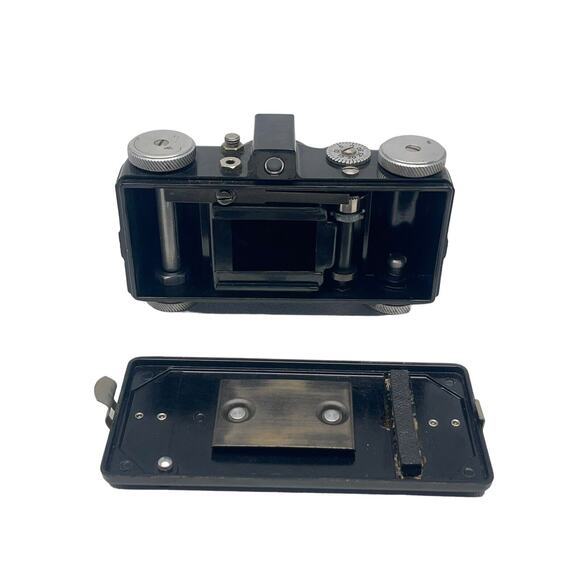 Vintage (MCM) Spartus “35F” Model 400 Camera.F7.7 Achromet Lens W/ Case Untested - Picture 5 of 7